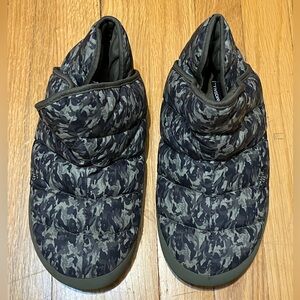 The North Face Camouflage Thermoball Slippers